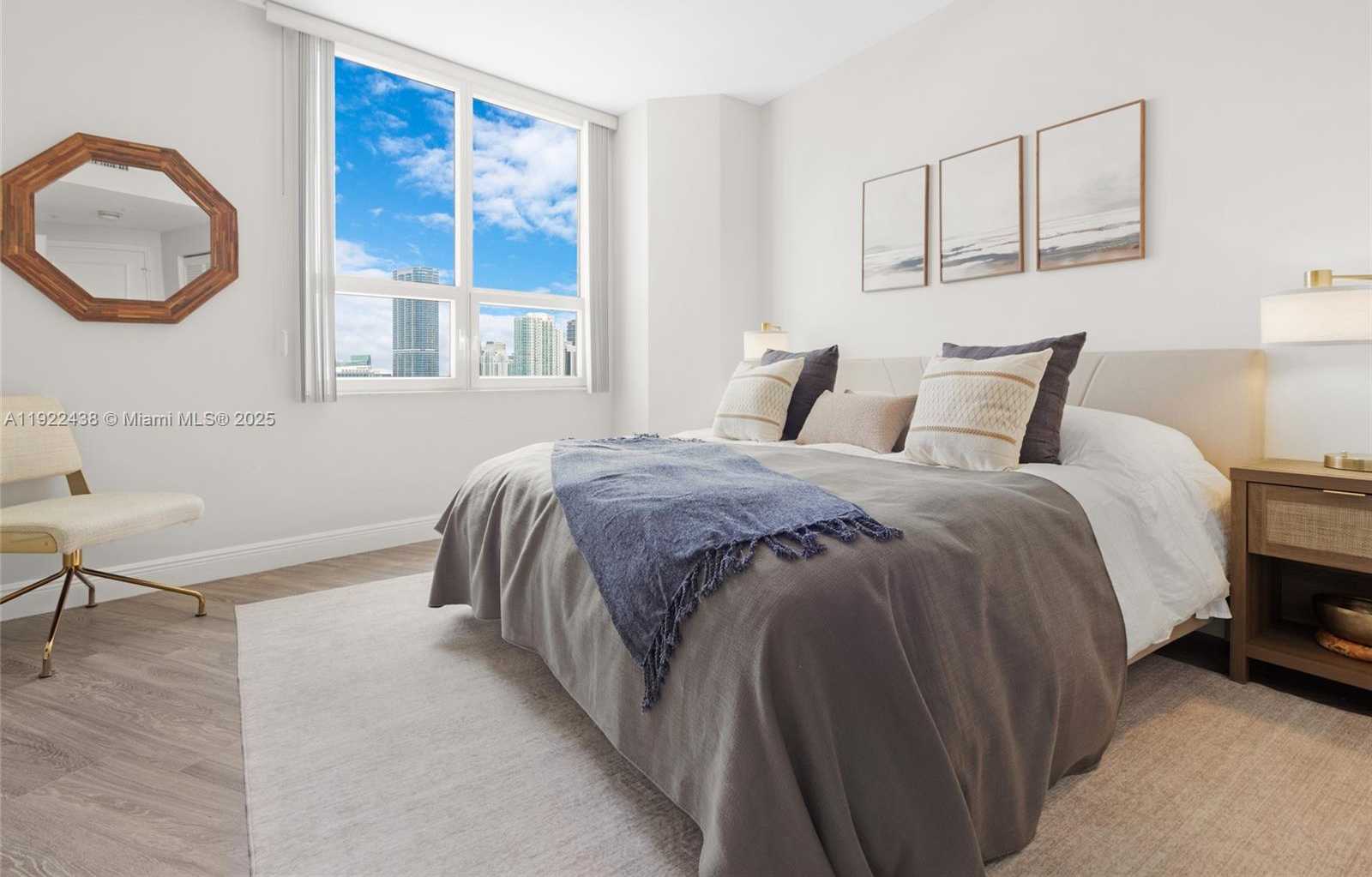 Small Image of 848 BRICKELL KEY DR #3905, Miami Number 19