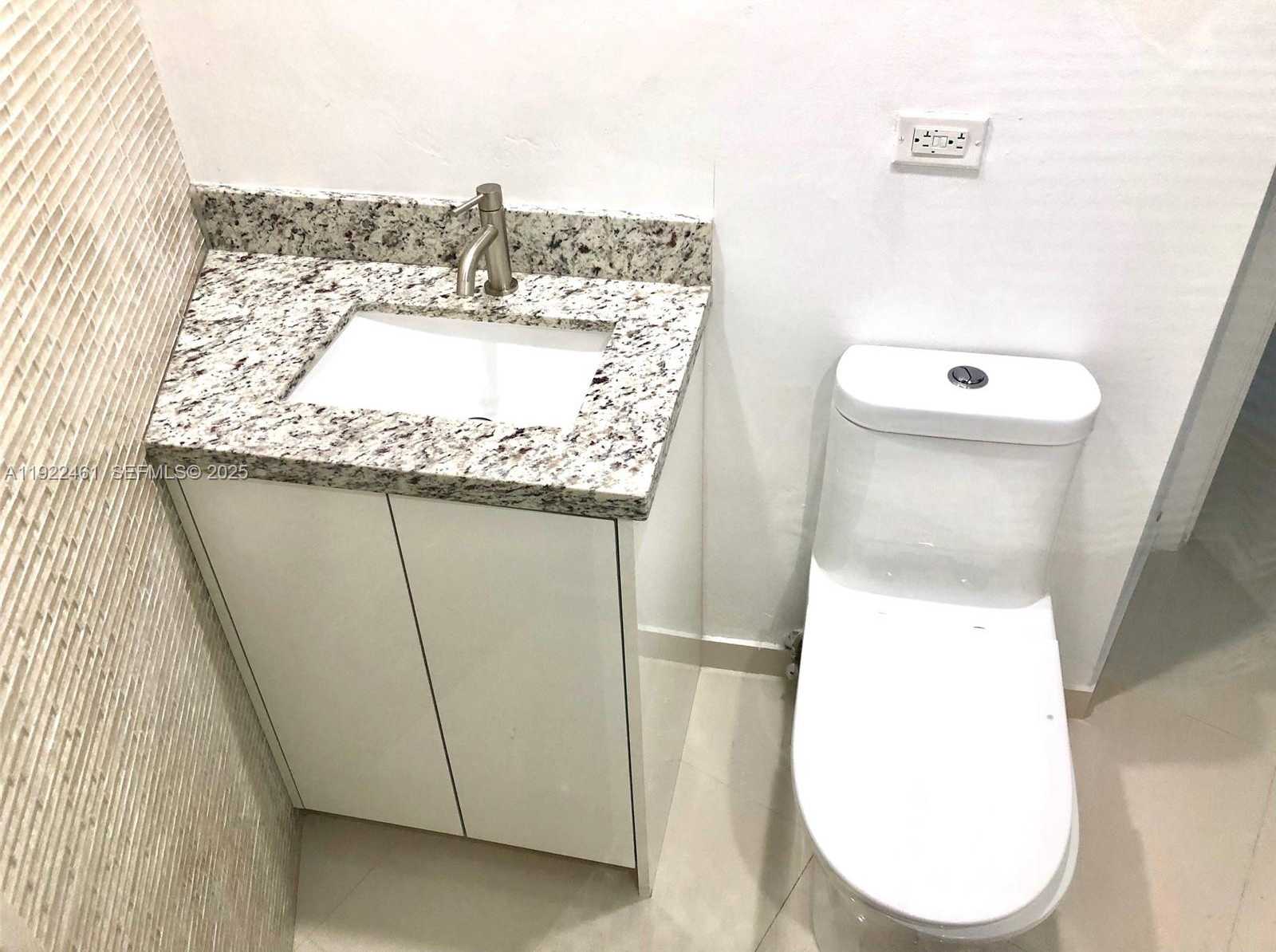 Small Image of 1881 WASHINGTON AVE #11D, Miami Beach Number 22