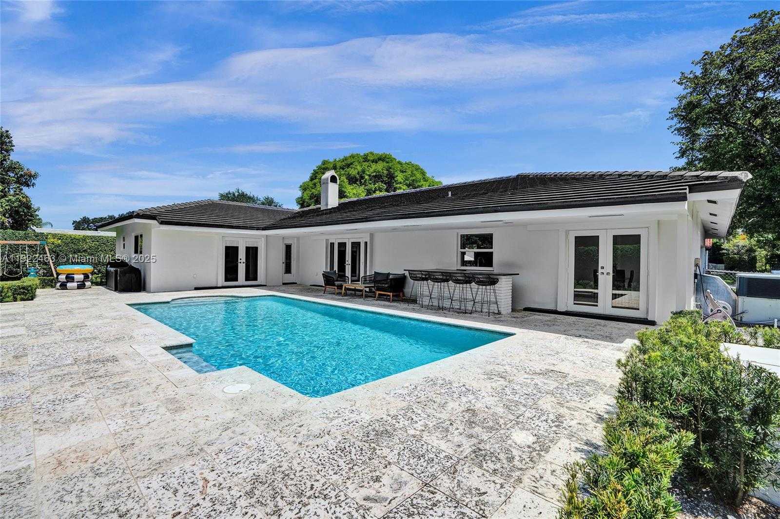 Small Image of 7941 SOUTH WEST 143RD ST, Palmetto Bay Number 3