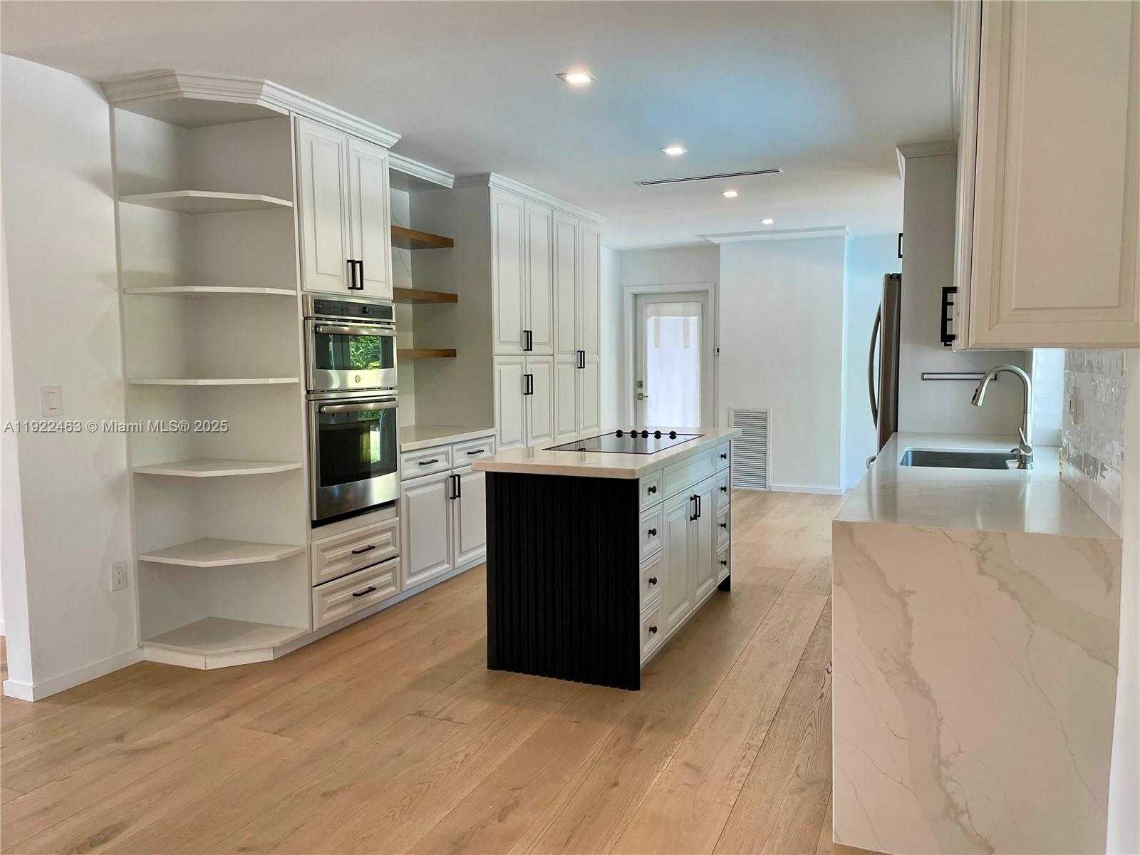 Small Image of 7941 SOUTH WEST 143RD ST, Palmetto Bay Number 5