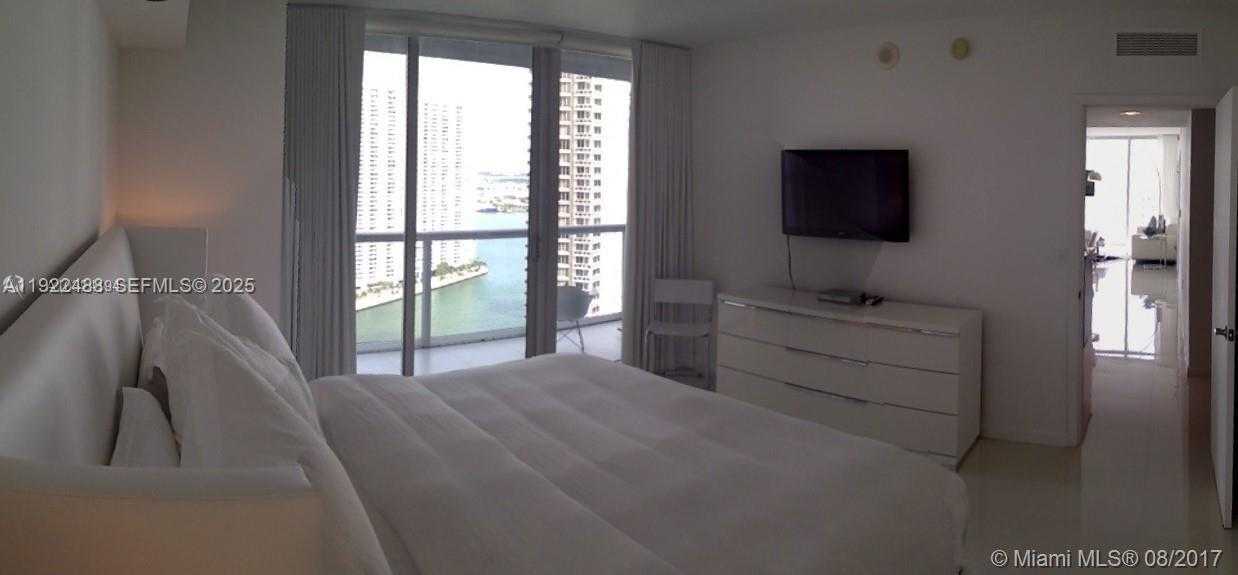 Small Image of 495 BRICKELL AVE #2602, Miami Number 3