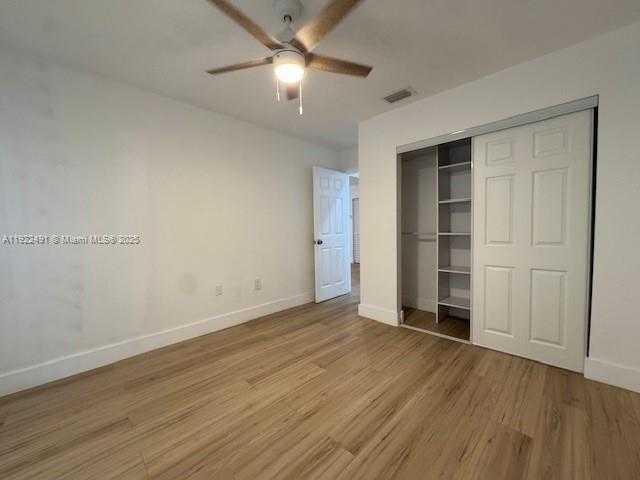 Small Image of 13333 SOUTH WEST 112TH PL, Miami Number 10