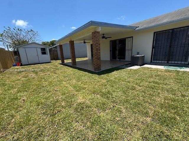 Small Image of 13333 SOUTH WEST 112TH PL, Miami Number 13