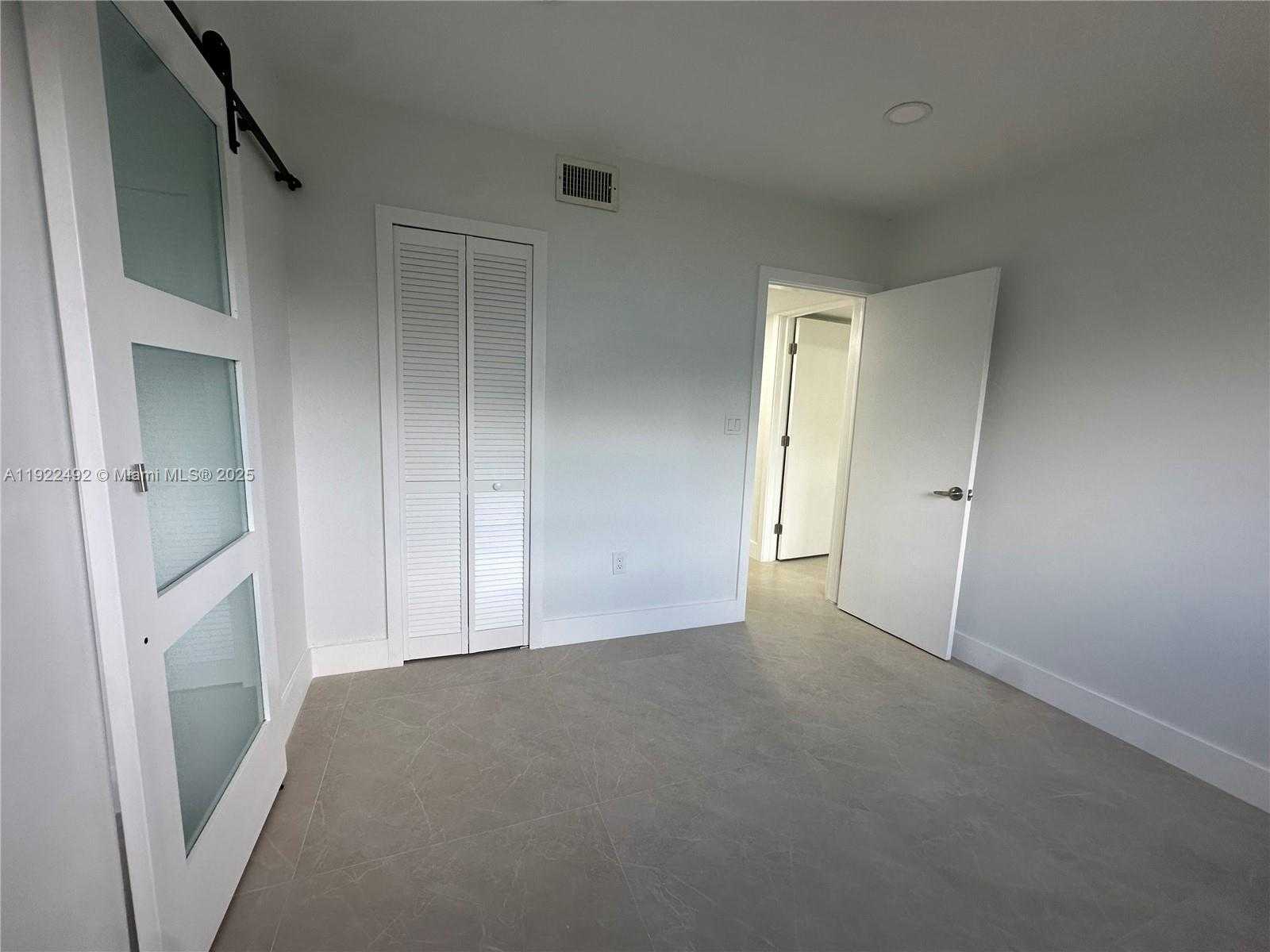 Small Image of 6720 SOUTH WEST 50TH TER, Miami Number 8