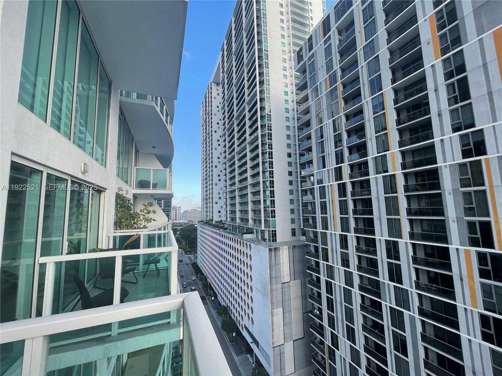 Small Image of 41 SOUTH EAST 5TH ST #914, Miami Number 17