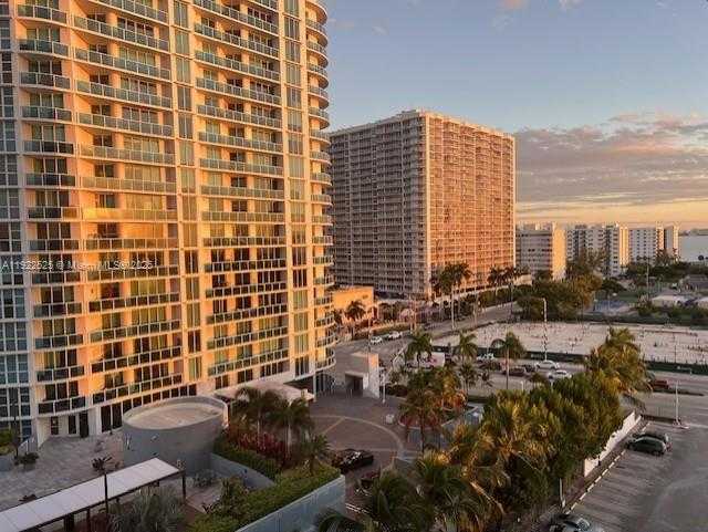 Small Image of 1865 79TH ST CSWY #10C, North Bay Village Number 10