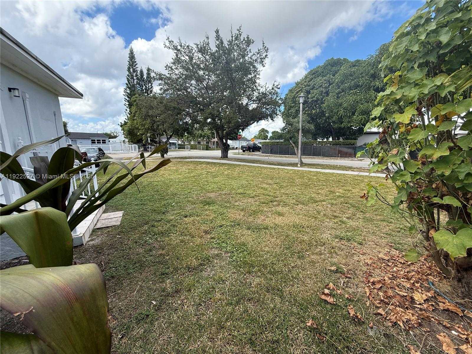 Small Image of 501 SOUTH WEST 69TH AVE, Miami Number 18