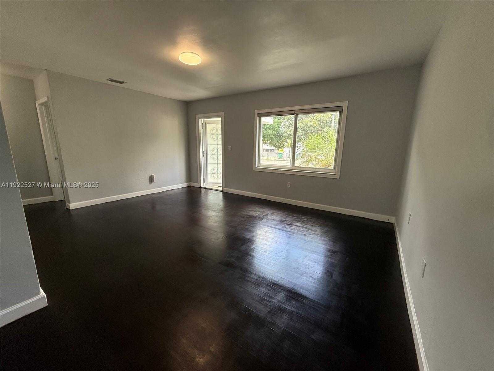 Small Image of 501 SOUTH WEST 69TH AVE, Miami Number 3