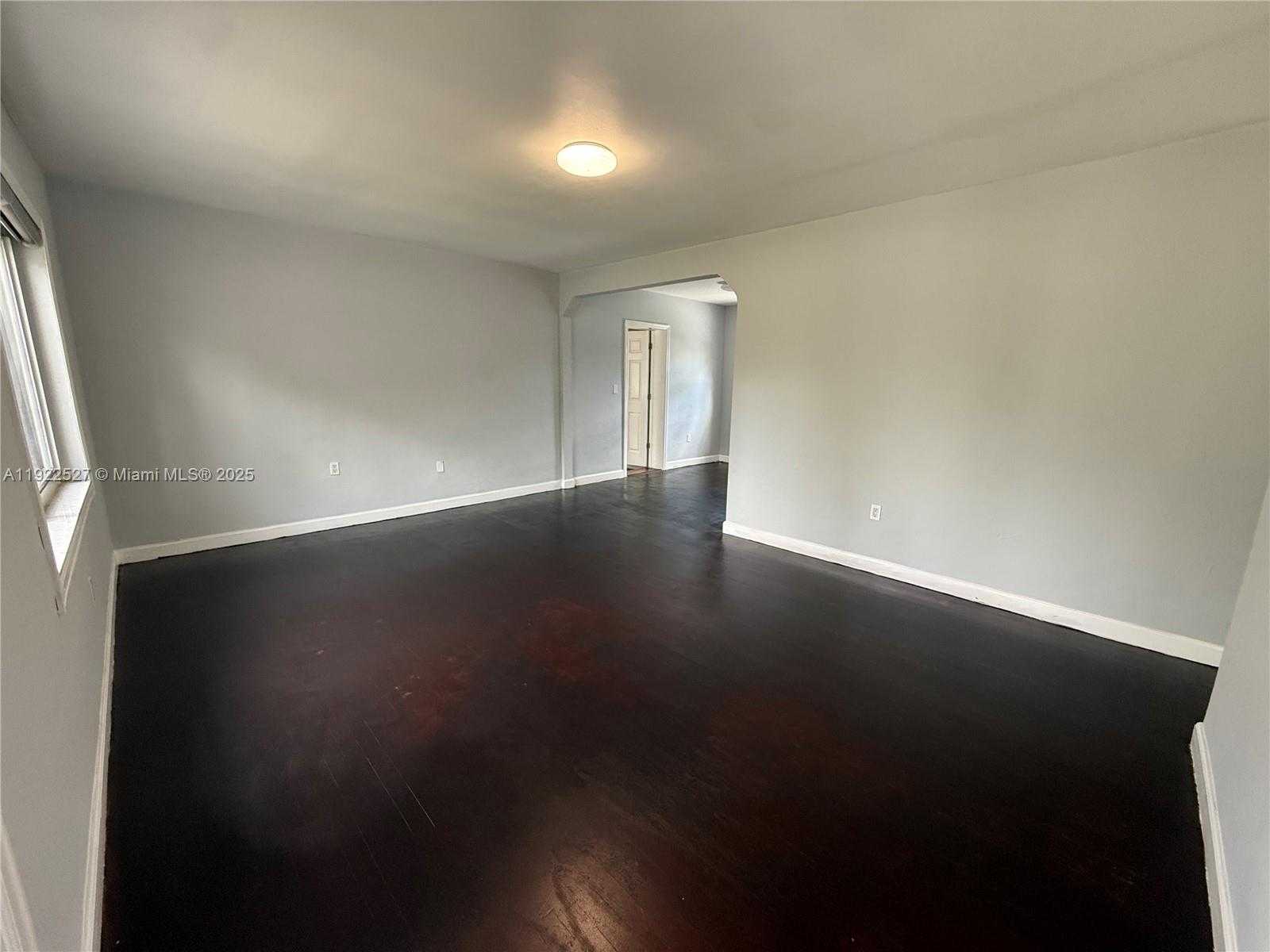 Small Image of 501 SOUTH WEST 69TH AVE, Miami Number 4