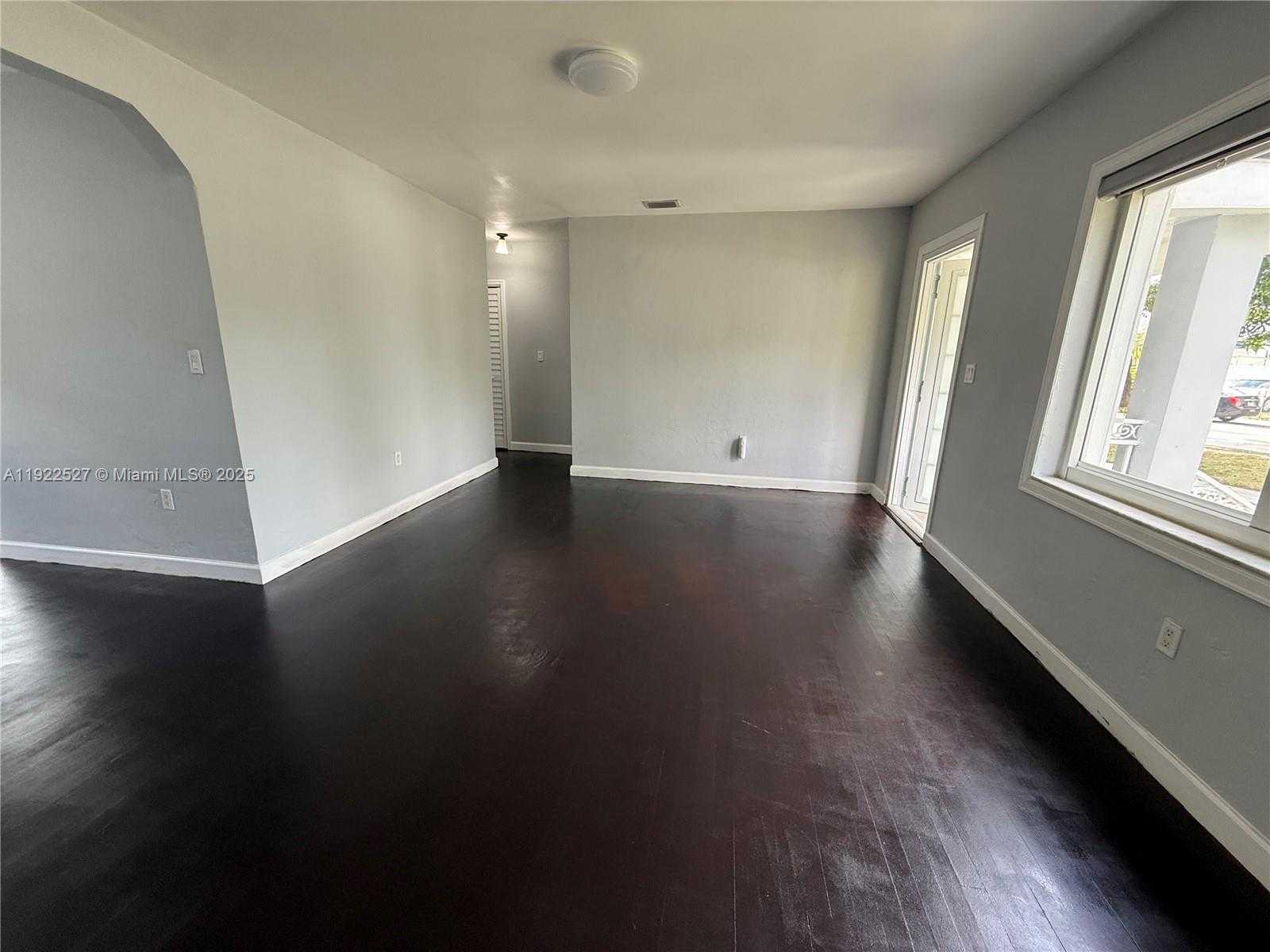 Small Image of 501 SOUTH WEST 69TH AVE, Miami Number 5