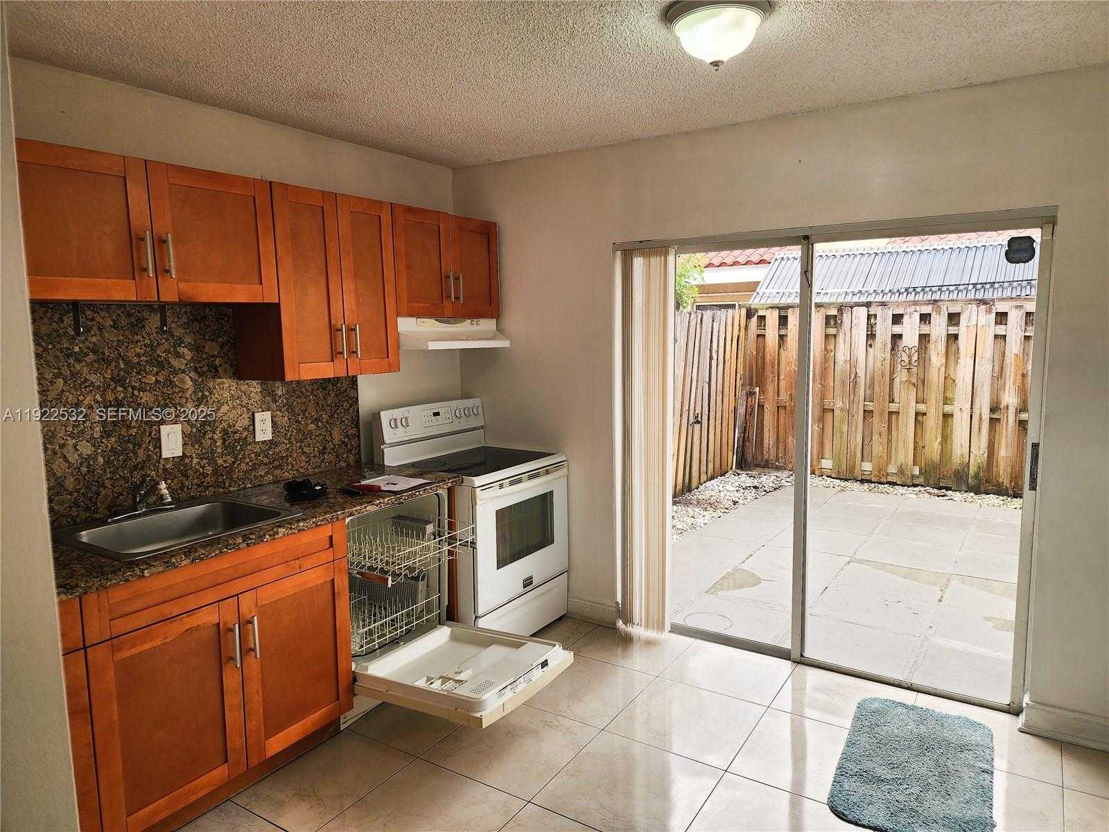 Small Image of Miami Number 1