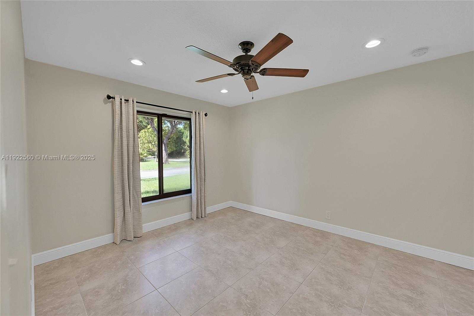 Small Image of 8781 NORTH WEST 49TH DR #8781, Coral Springs Number 37