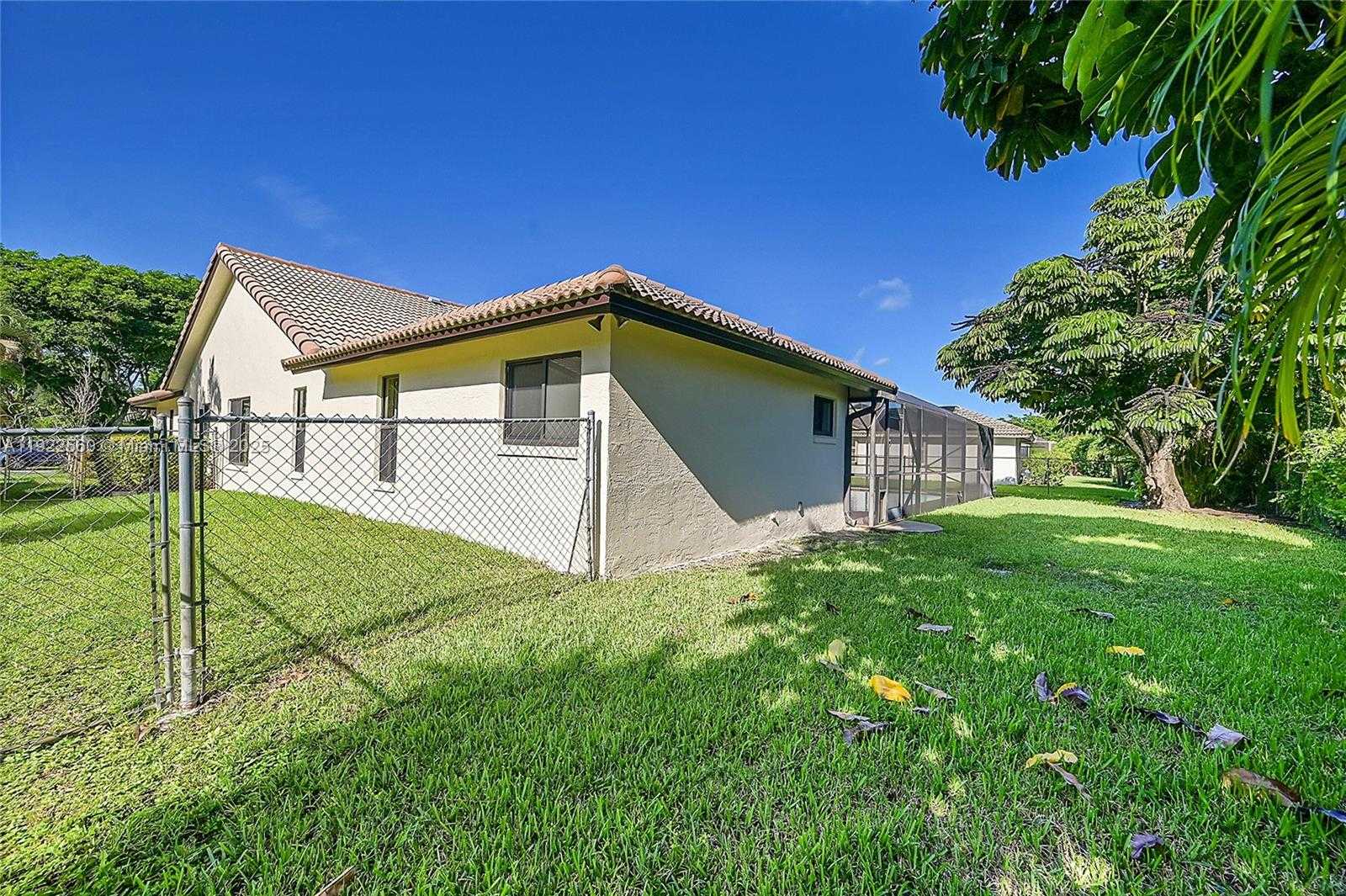 Small Image of 8781 NORTH WEST 49TH DR #8781, Coral Springs Number 45