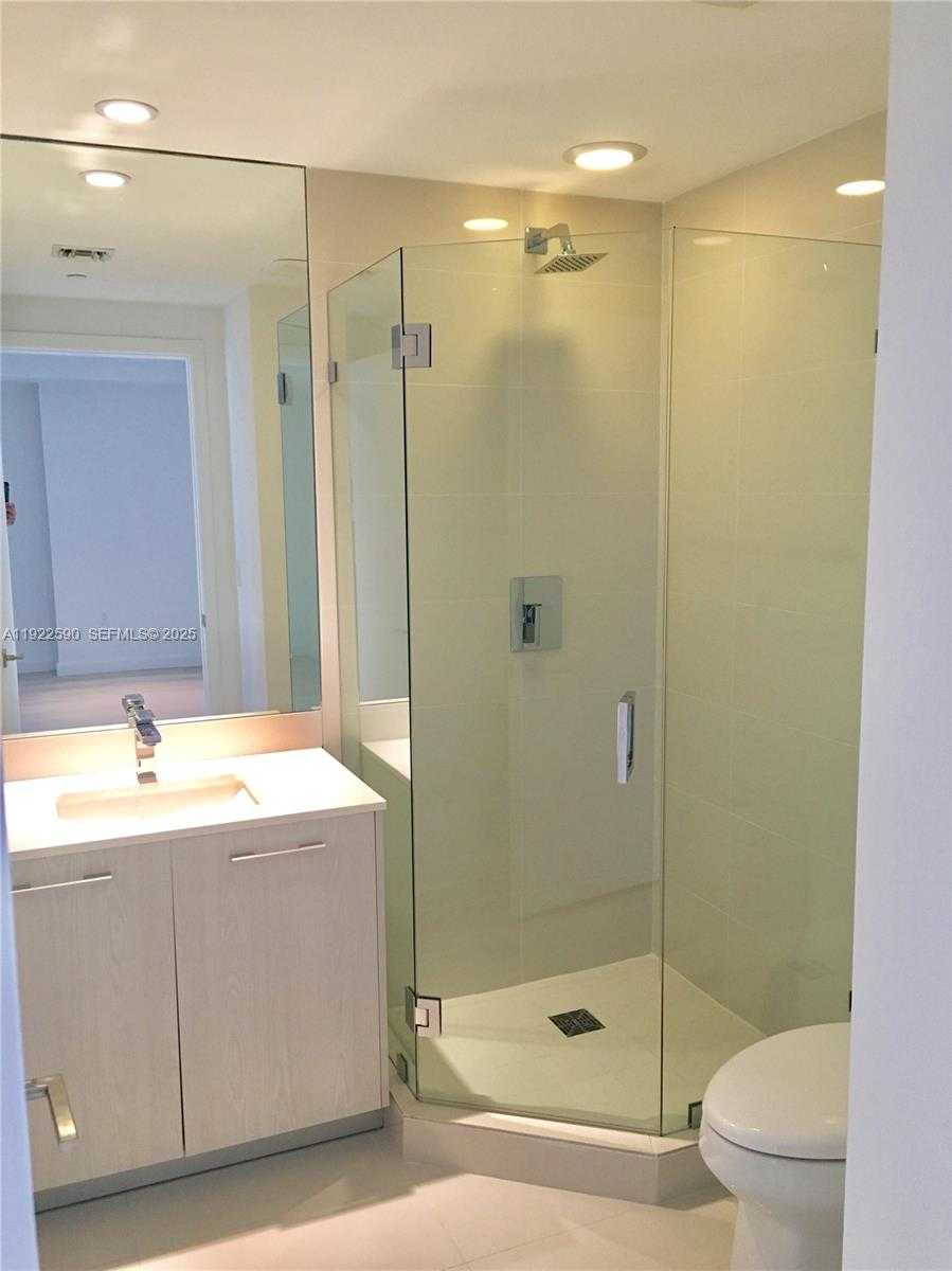 Imagen de Pequeño Objeto