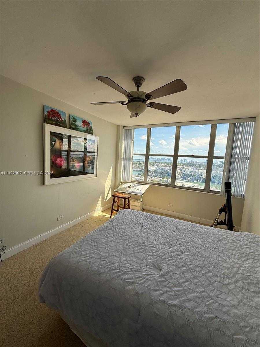 Small Image of 7441 WAYNE AVE #10E, Miami Beach Number 9