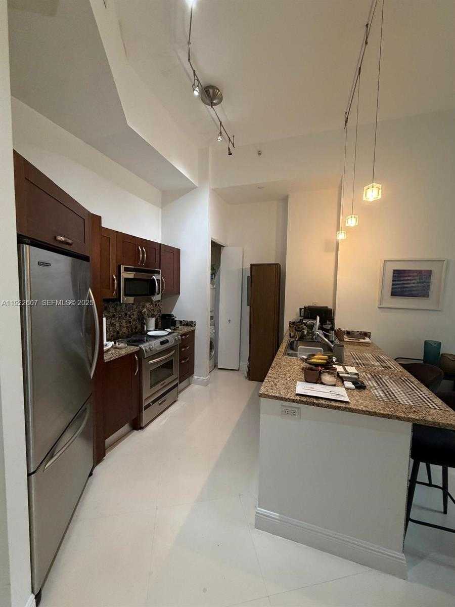 Imagen de Pequeño Objeto