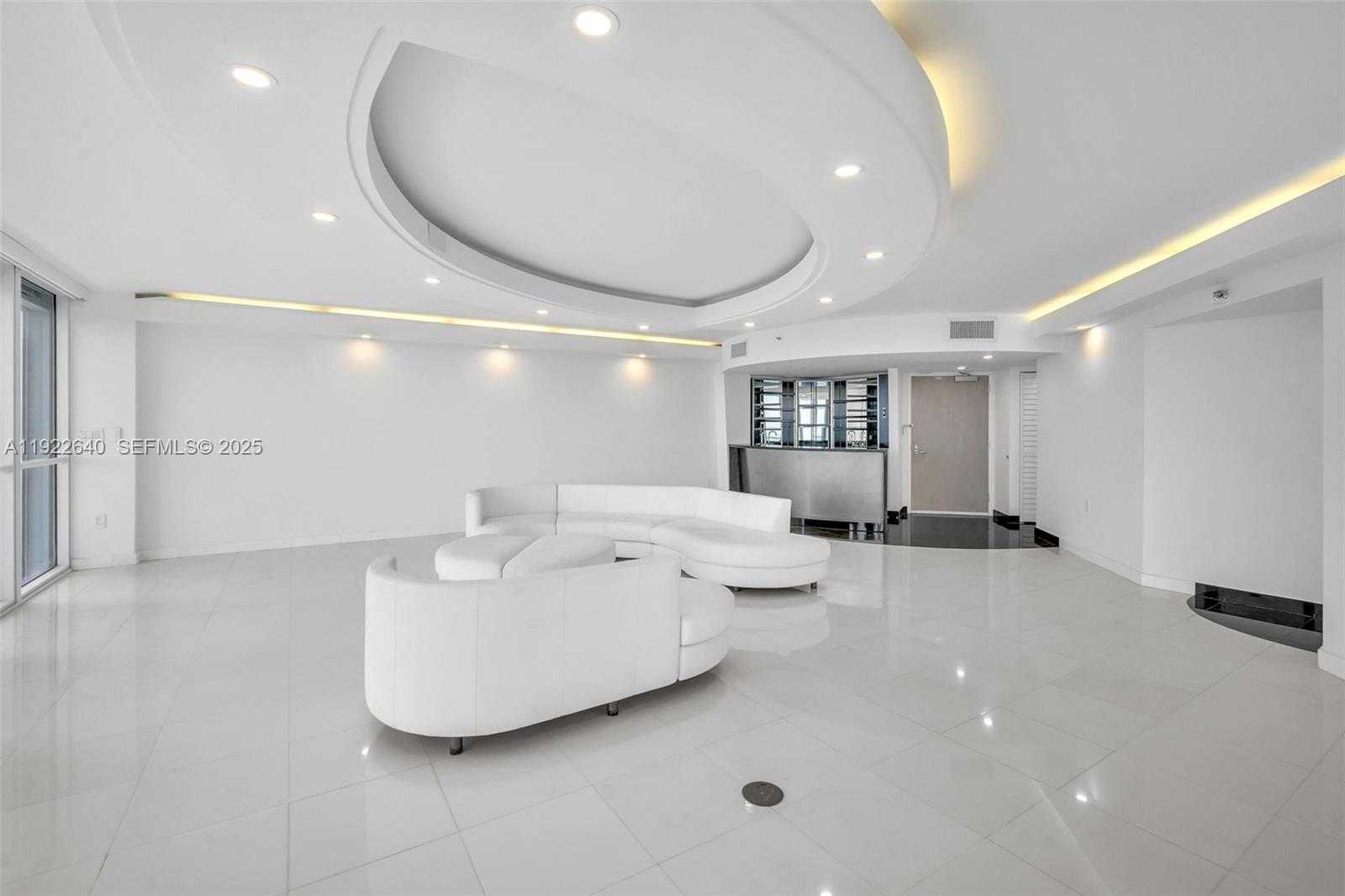 Imagen de Pequeño Objeto