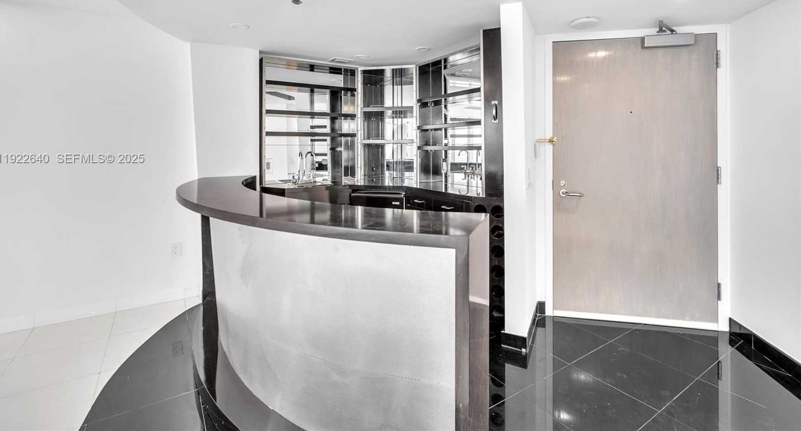 Imagen de Pequeño Objeto