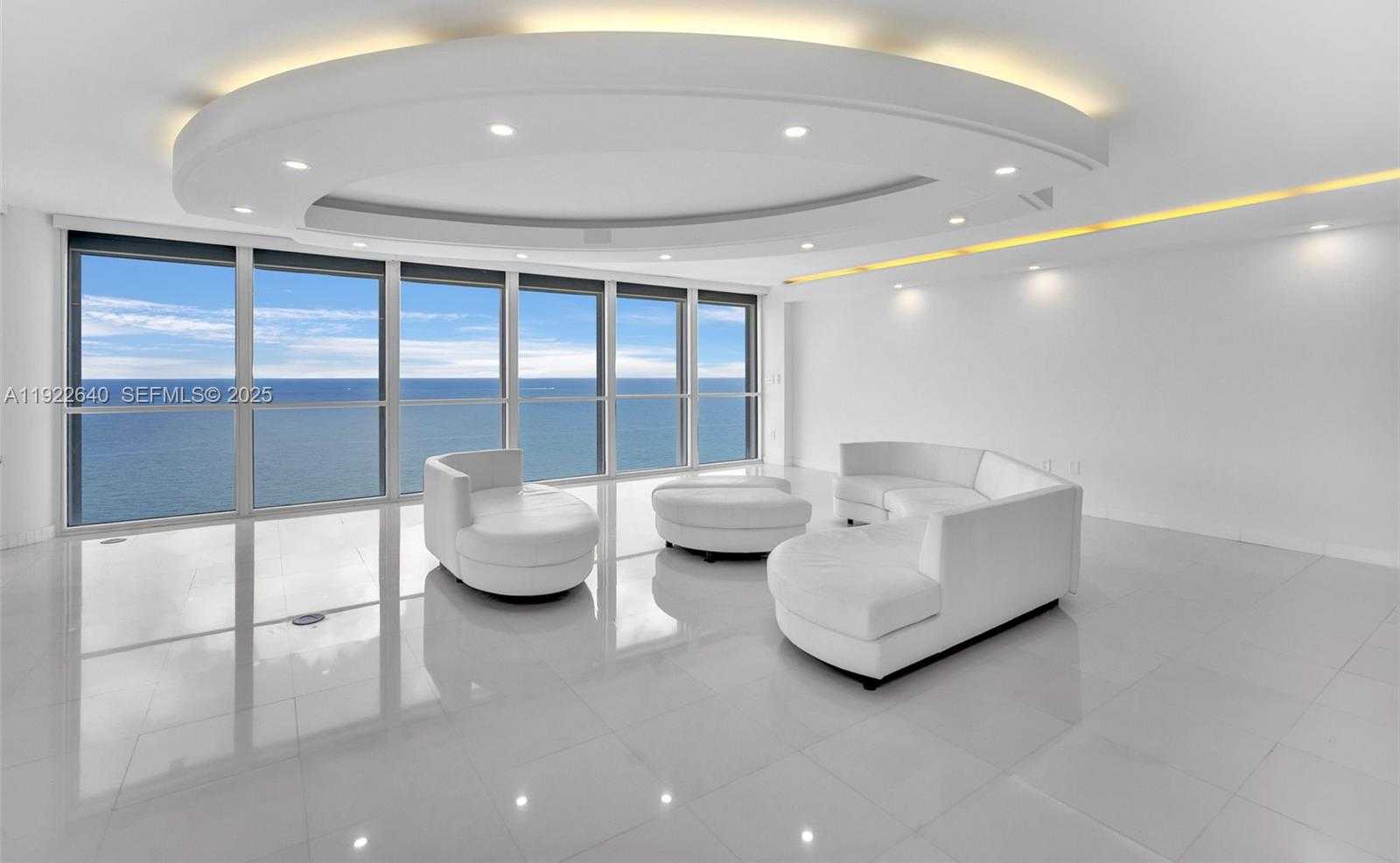 Imagen de Pequeño Objeto