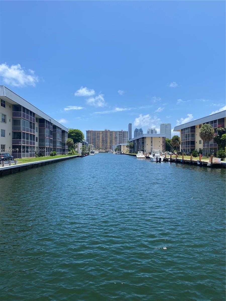 Small Image of 3750 NORTH EAST 170TH ST #101, North Miami Beach Number 18