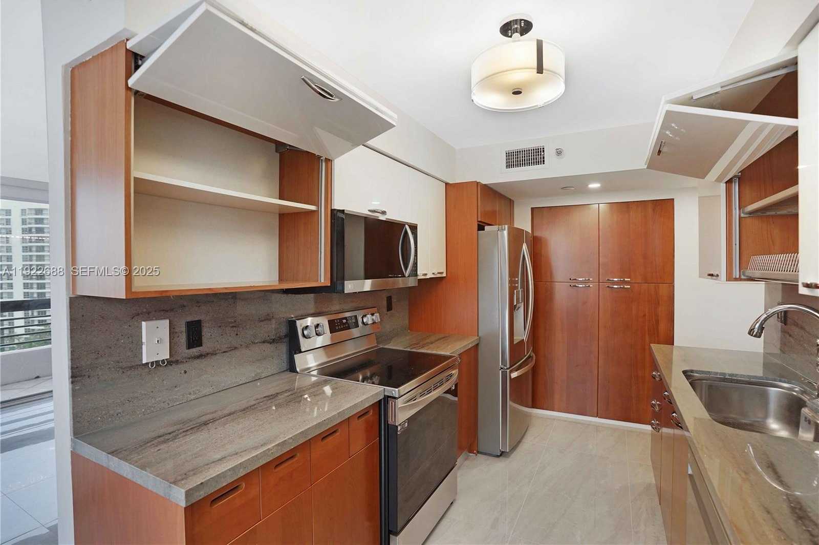 Imagen de Pequeño Objeto