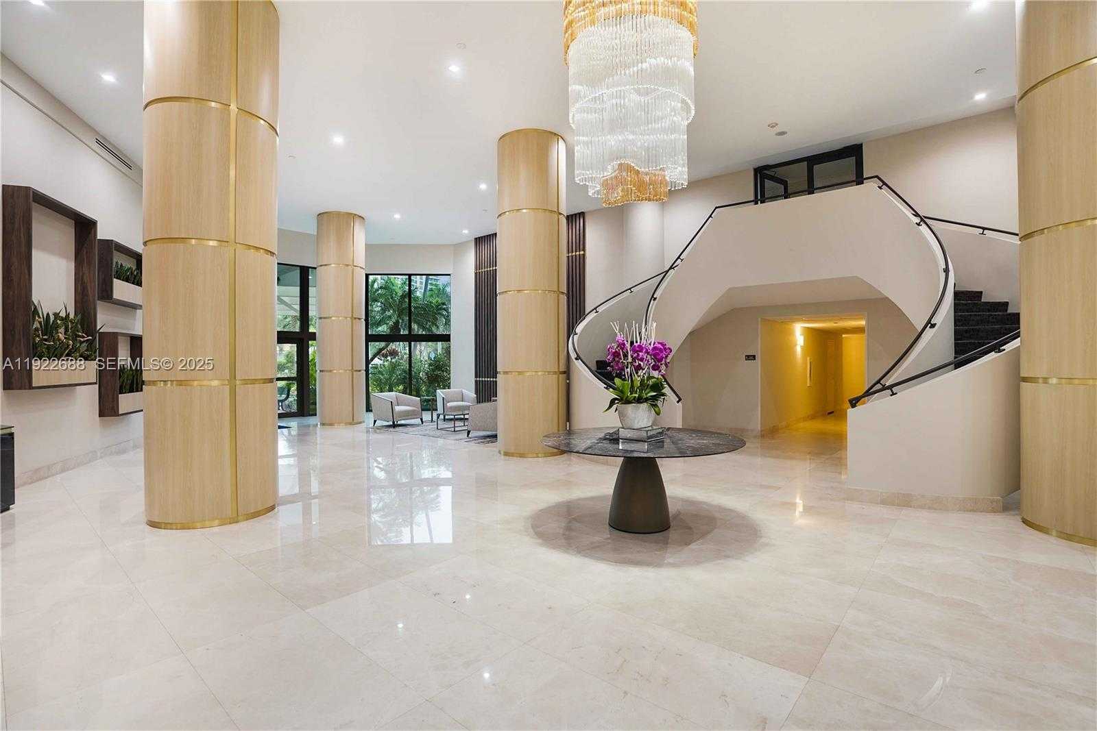 Imagen de Pequeño Objeto