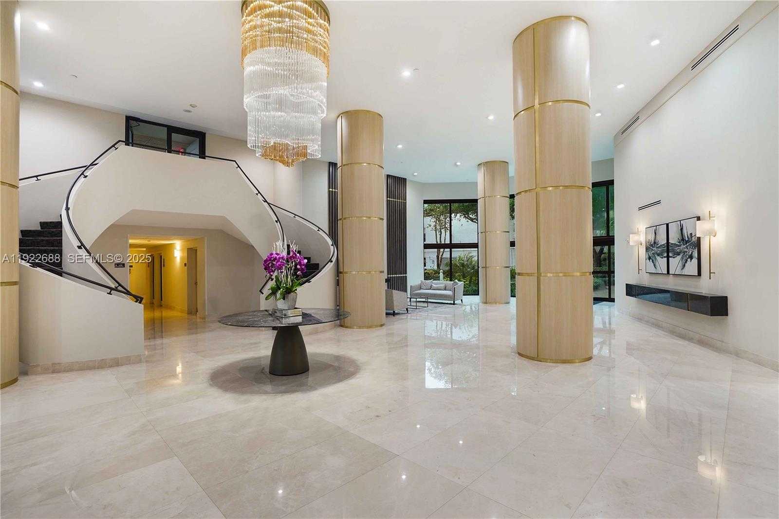 Imagen de Pequeño Objeto