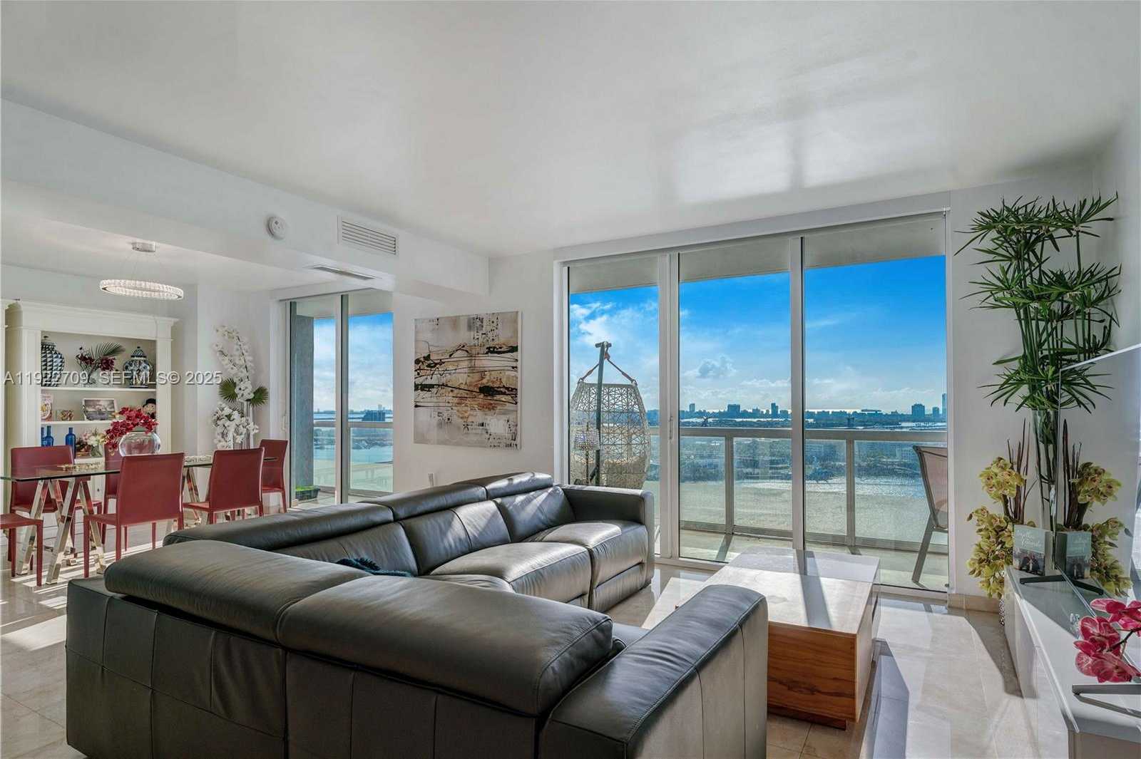 Small Image of 50 BISCAYNE BLVD #2804, Miami Number 5