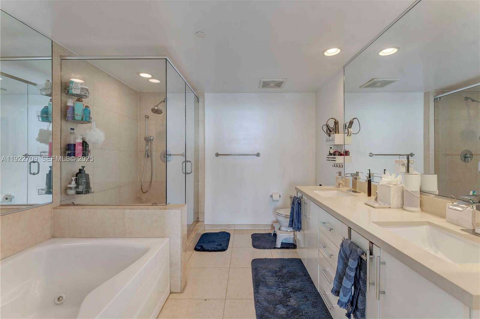 Small Image of 50 BISCAYNE BLVD #2804, Miami Number 8