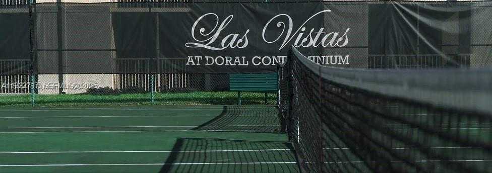 Small Image of 8290 LAKE DR #407, Doral Number 22