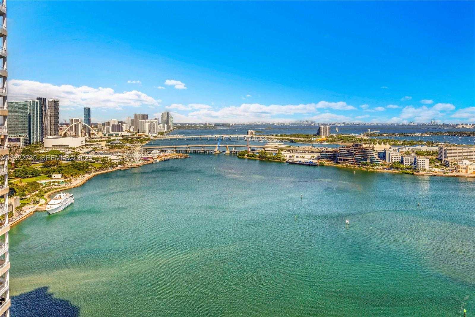 Small Image of 808 BRICKELL KEY DR #3603, Miami Number 2