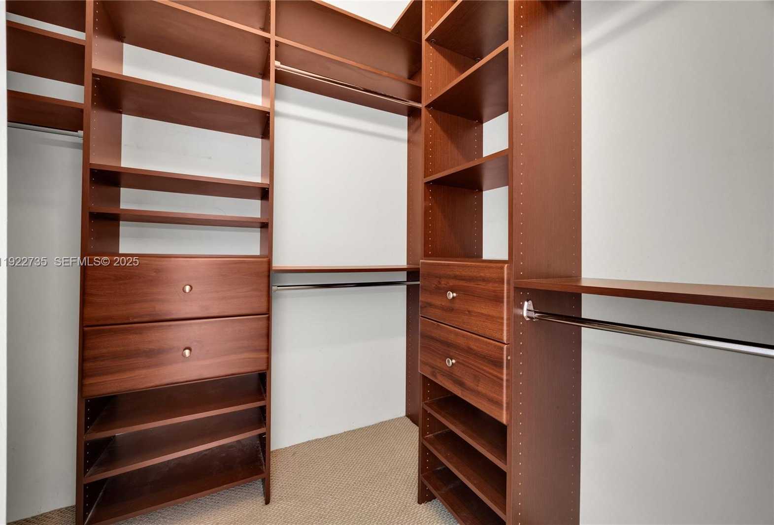 Small Image of 808 BRICKELL KEY DR #3603, Miami Number 23