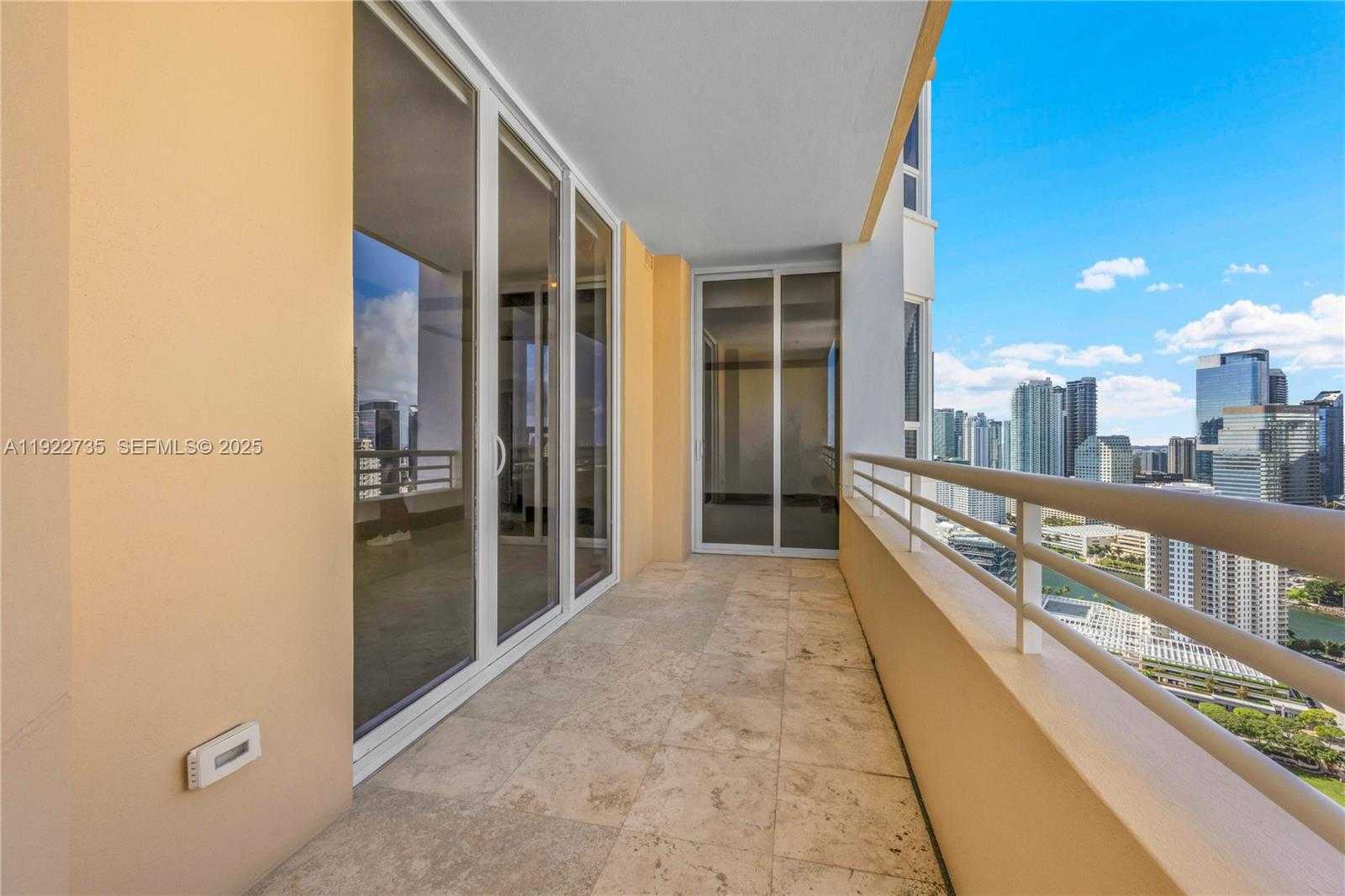 Small Image of 808 BRICKELL KEY DR #3603, Miami Number 24