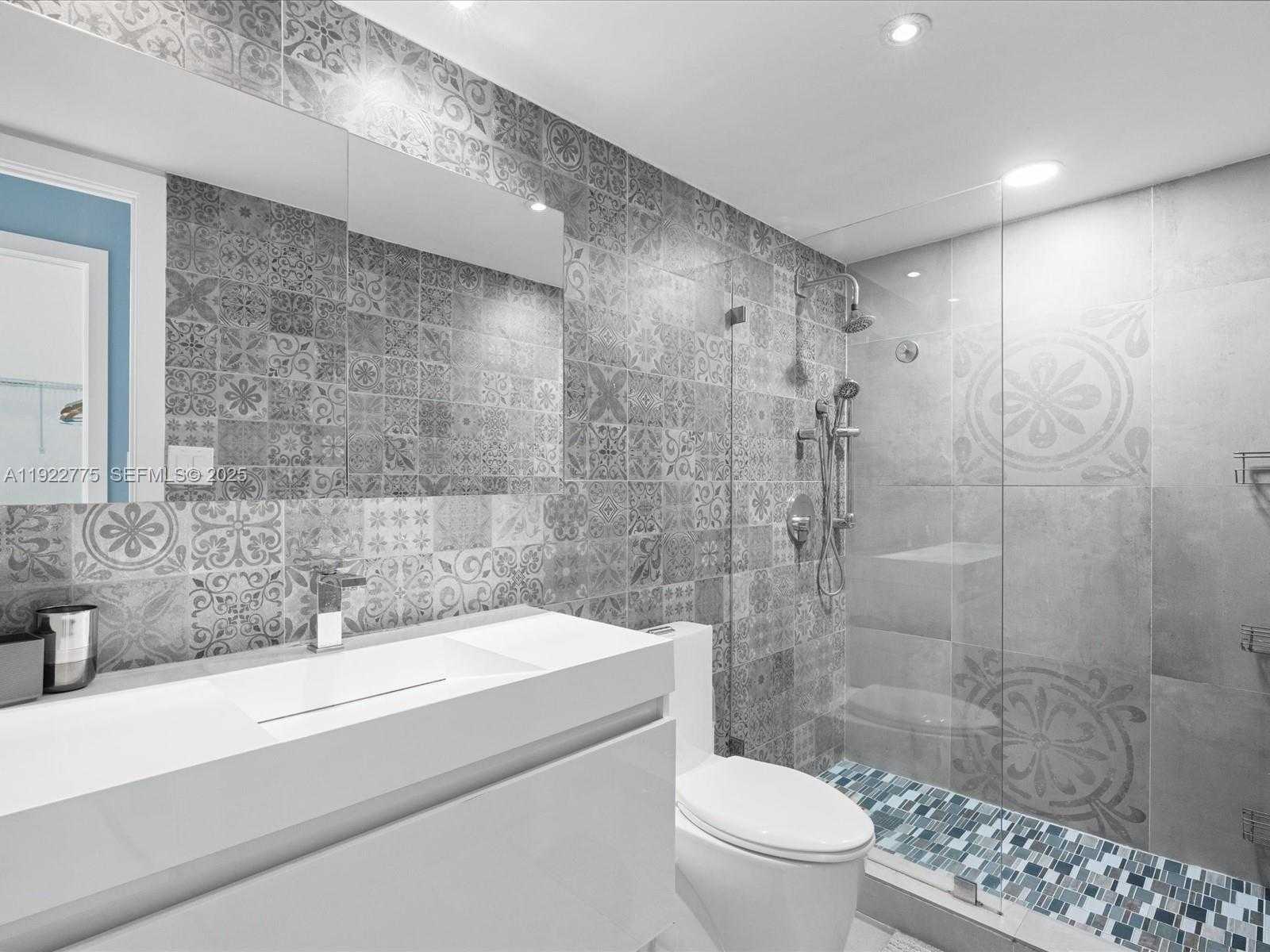 Imagen de Pequeño Objeto