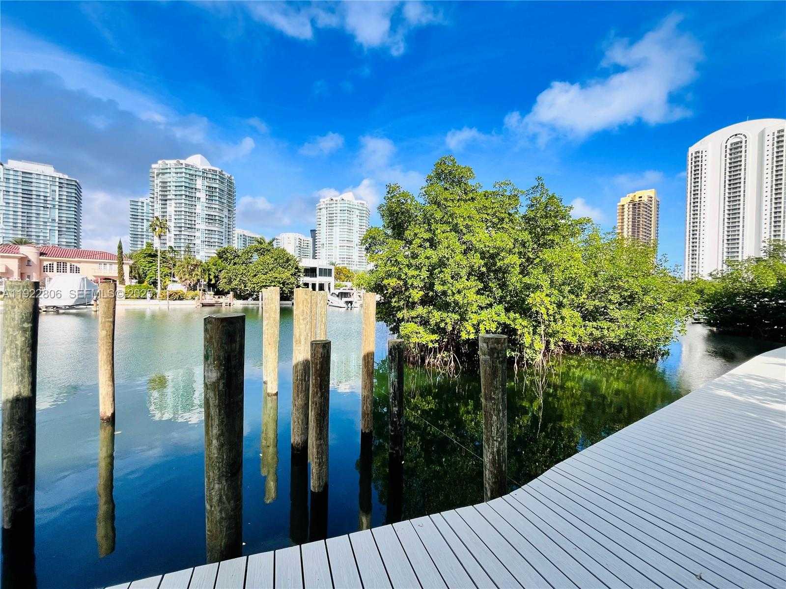 Small Image of 253 POINCIANA DR #603, Sunny Isles Beach Number 2