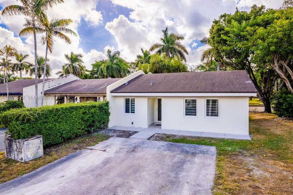 Small Image of 5240 SOUTH WEST 139TH PL, Miami Number 33