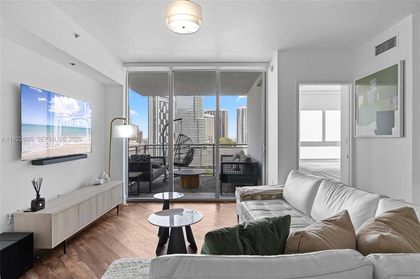 Small Image of 350 SOUTH MIAMI AVE #1803, Miami Number 14