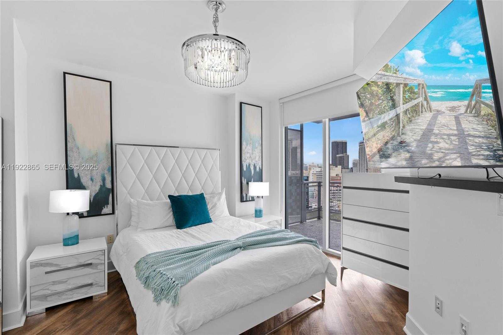 Small Image of 350 SOUTH MIAMI AVE #1803, Miami Number 21