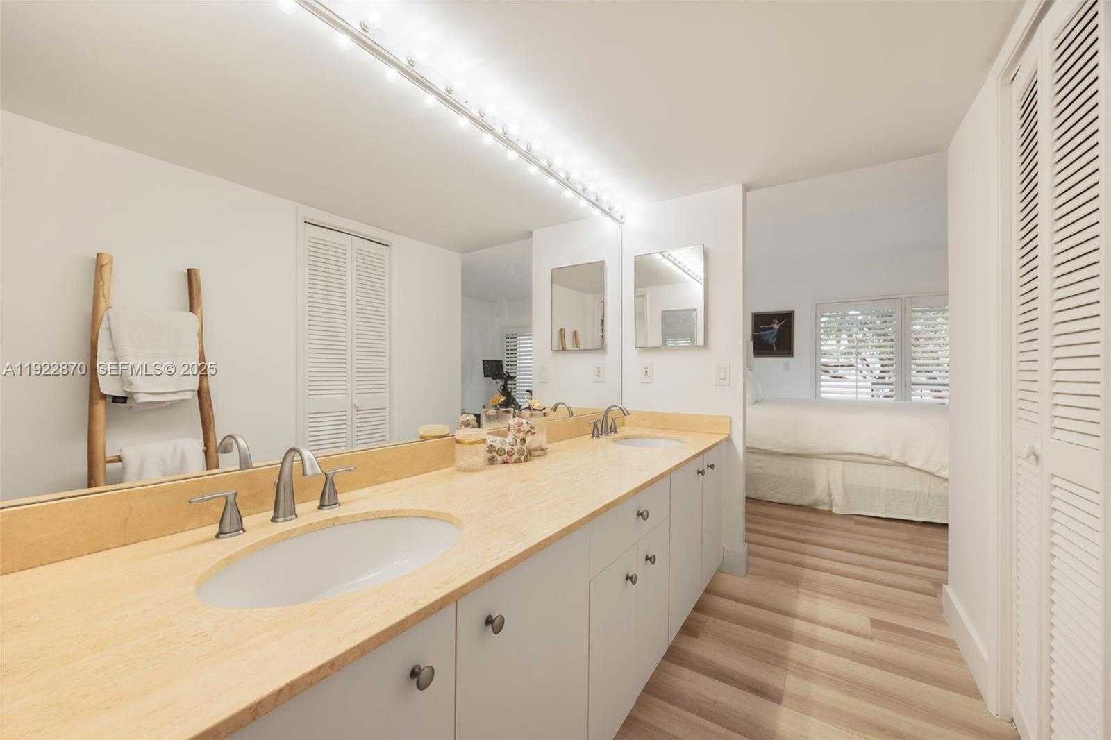 Small Image of 2600 CARDENA ST #4, Coral Gables Number 14