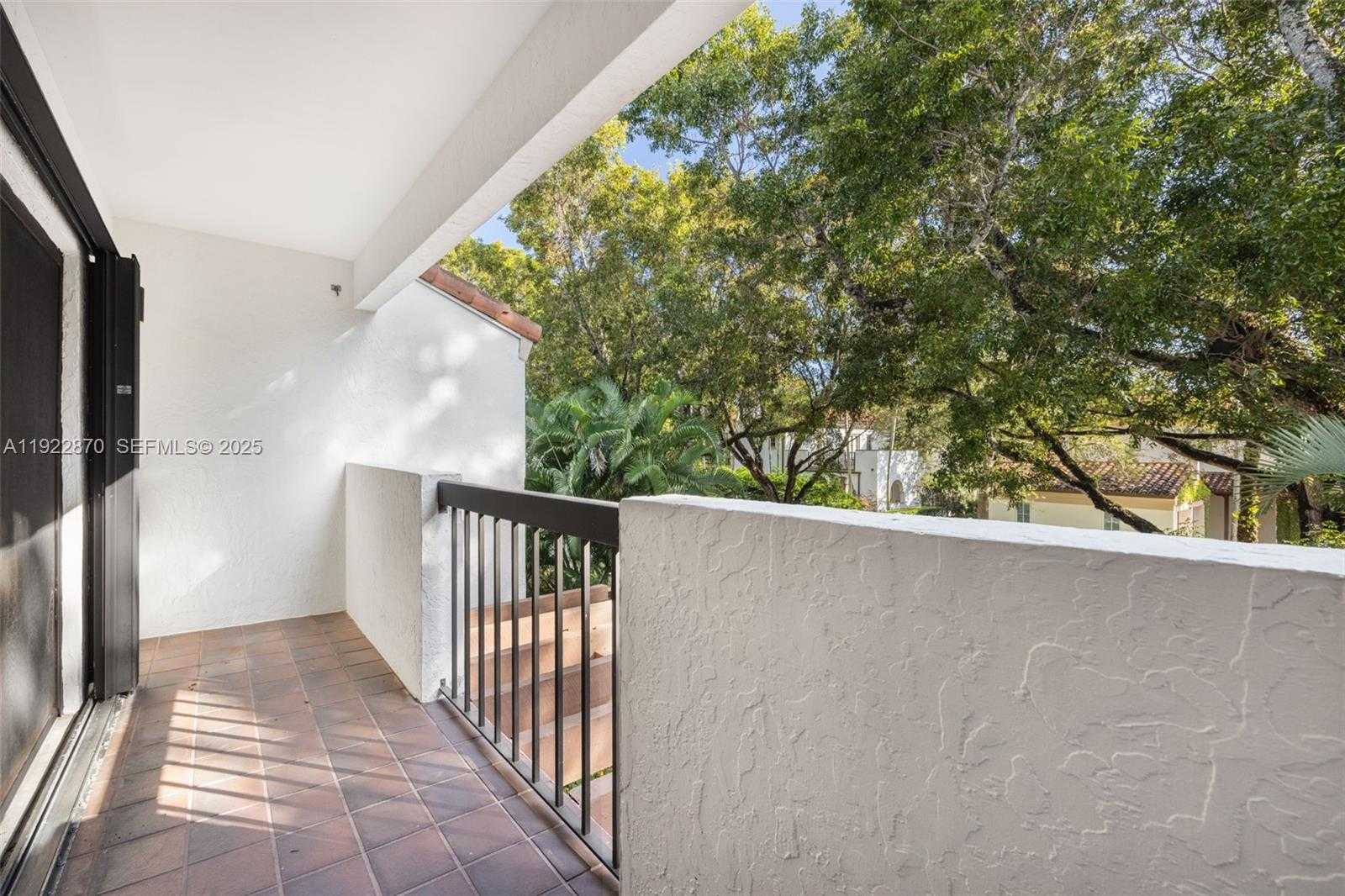 Small Image of 2600 CARDENA ST #4, Coral Gables Number 21