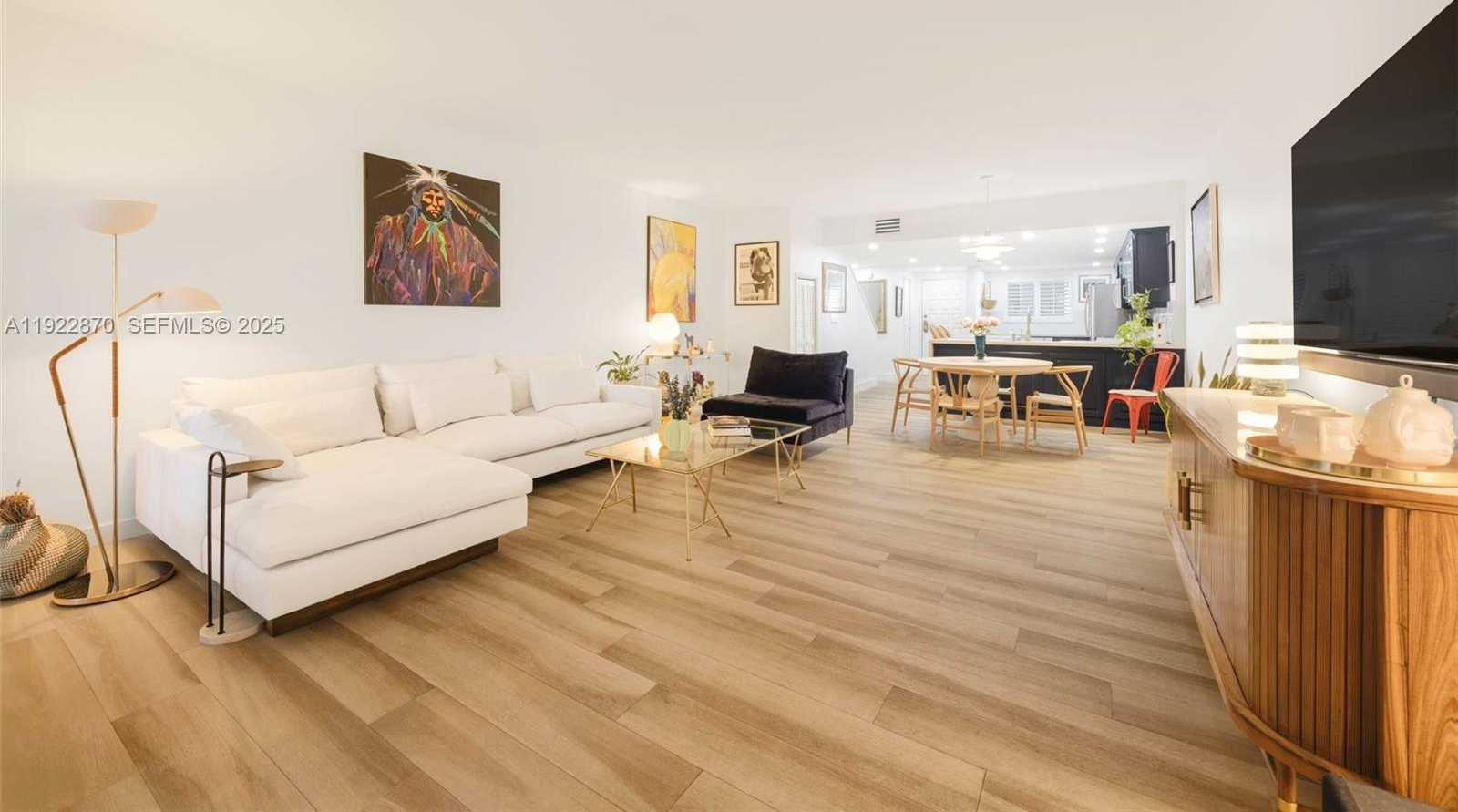 Small Image of 2600 CARDENA ST #4, Coral Gables Number 6