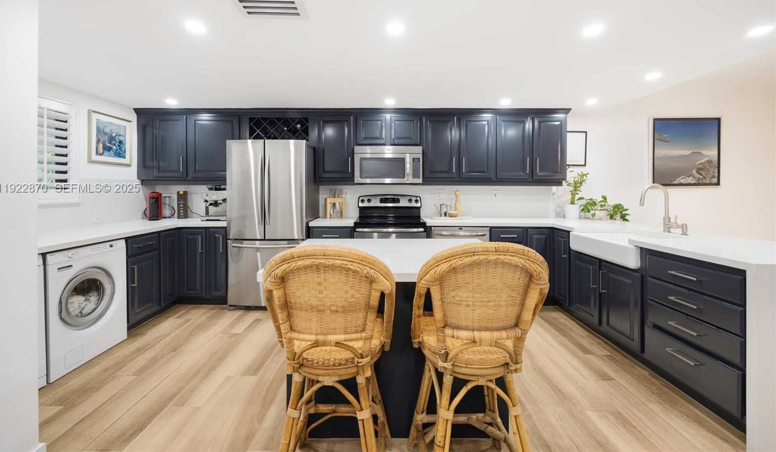 Small Image of 2600 CARDENA ST #4, Coral Gables Number 8