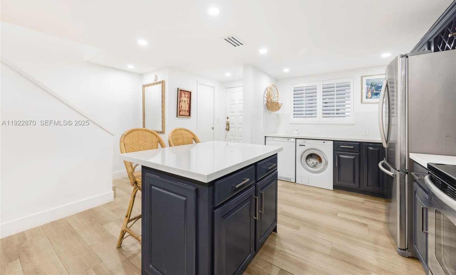 Small Image of 2600 CARDENA ST #4, Coral Gables Number 9