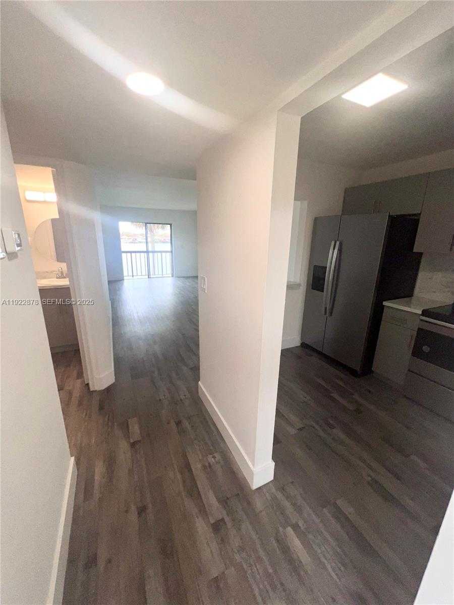 Small Image of 6715 WEST 26TH DR #203-6, Hialeah Number 10