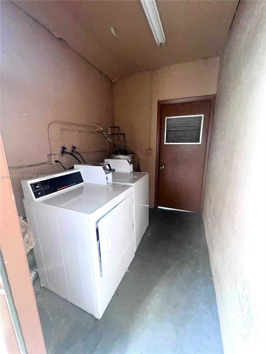 Small Image of 6715 WEST 26TH DR #203-6, Hialeah Number 11