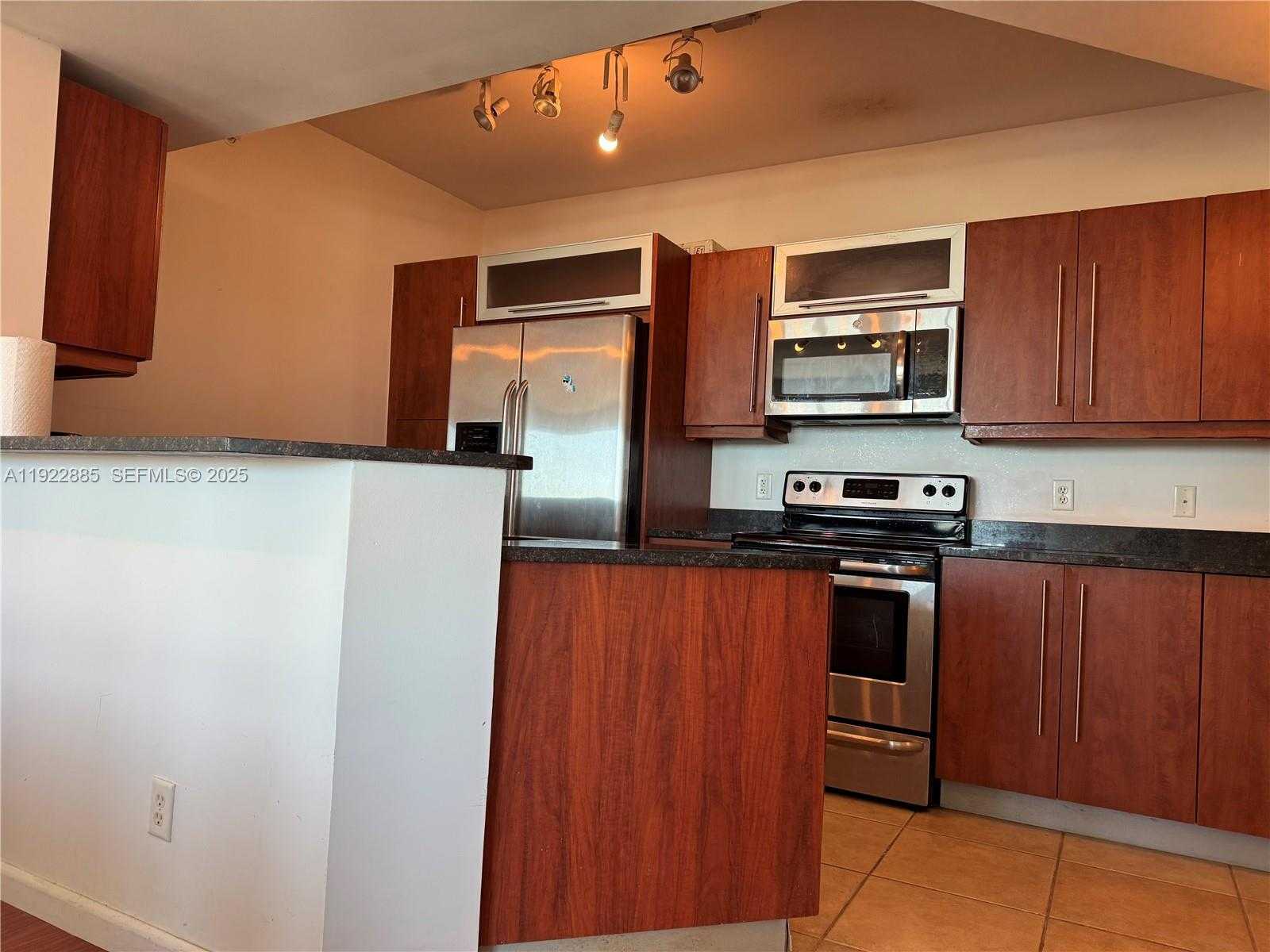 Small Image of 7350 SOUTH WEST 89TH ST #1801S, Miami Number 3