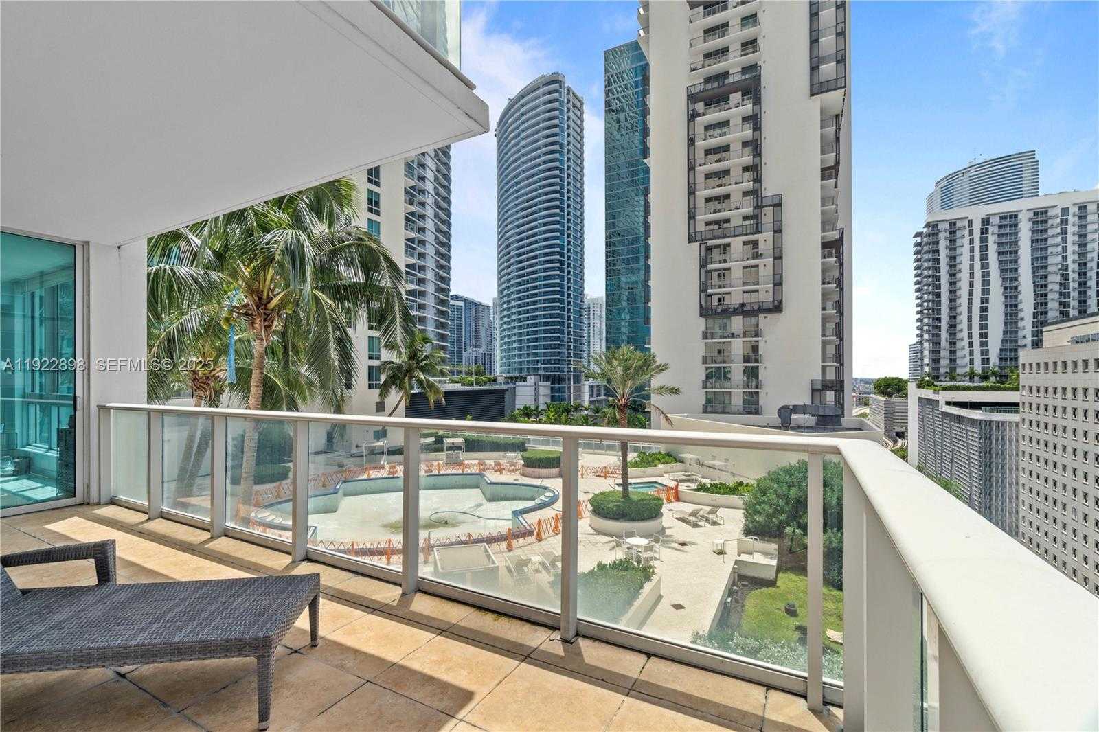 Small Image of 300 SOUTH BISCAYNE BLVD #T-1411, Miami Number 20