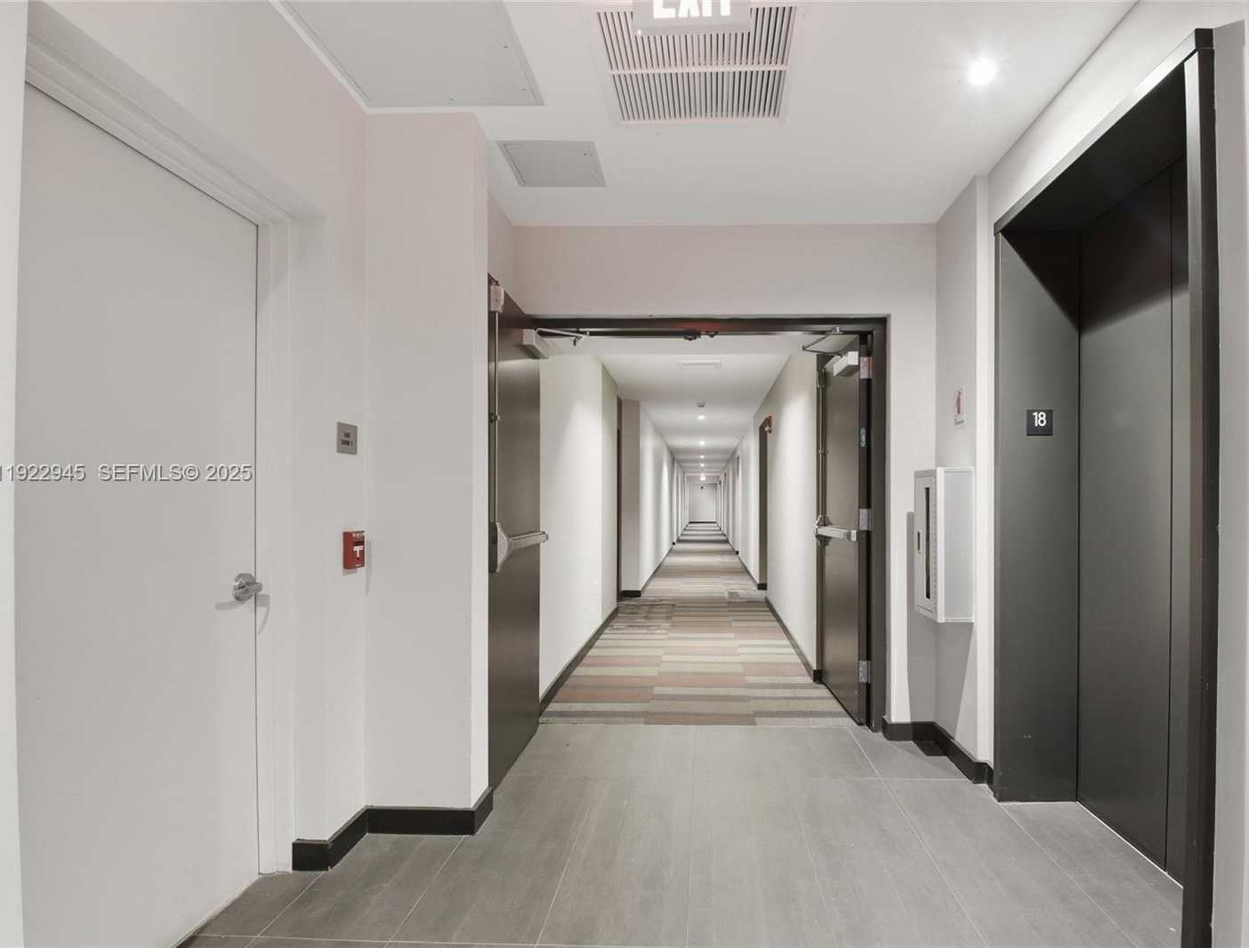 Small Image of 151 SOUTH EAST 1ST ST #1810, Miami Number 23