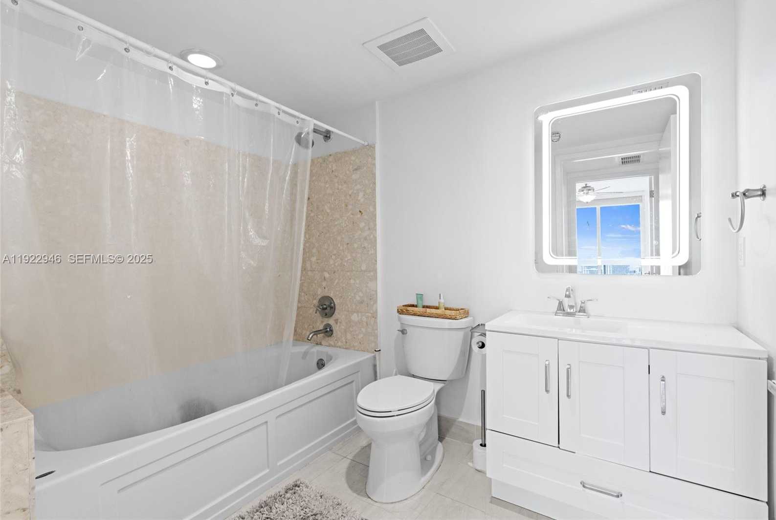 Small Image of 185 SOUTH WEST 7TH ST #3314, Miami Number 15