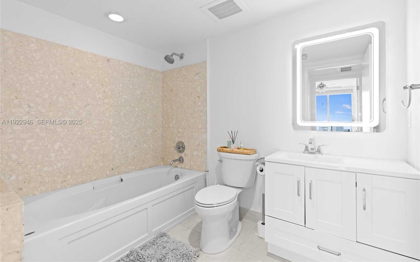 Small Image of 185 SOUTH WEST 7TH ST #3314, Miami Number 16